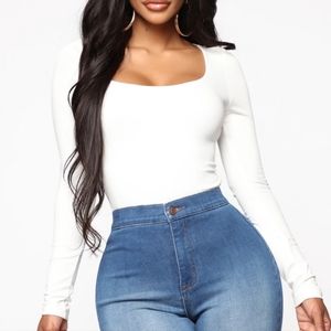 NWT Fashion Nova Square Neck Long Sleeve Top Size Medium